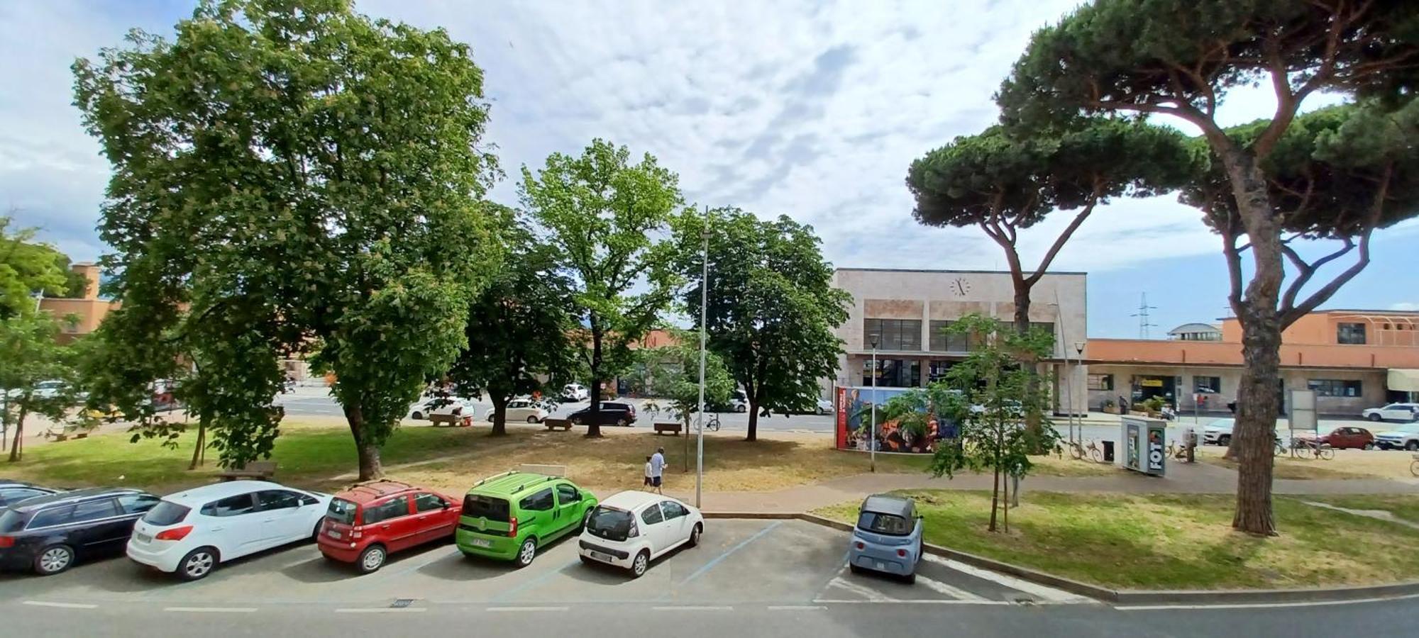 Luminosissimo Appartamento Viareggio Centro Екстериор снимка